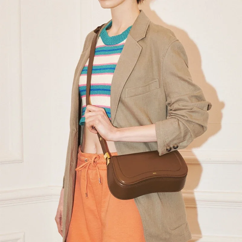 حقيبة بودنغ عصرية بكتف واحد لل - مراجعة Luxury Bags Kate Spade وسعره