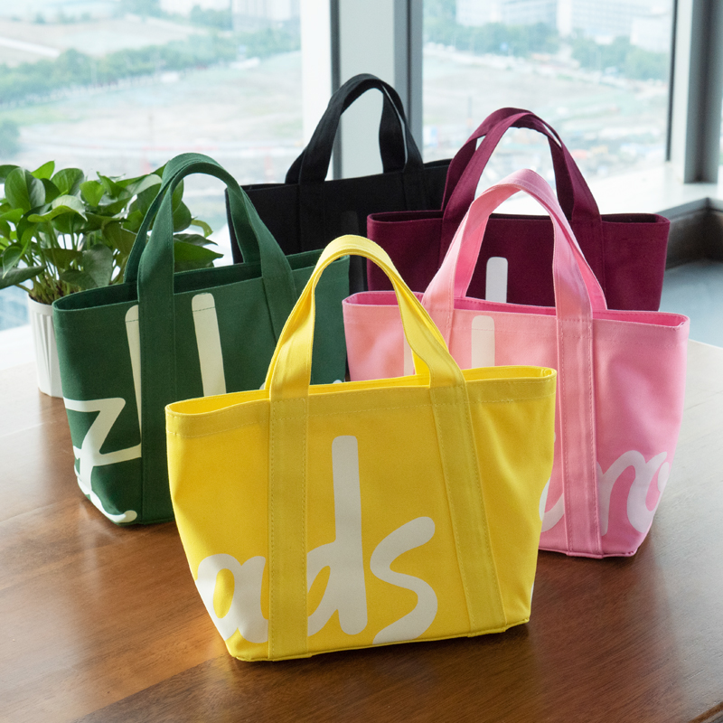 حقيبة يد قماشية فاخرة من زهيرو - مراجعة Luxury Bags London وسعره