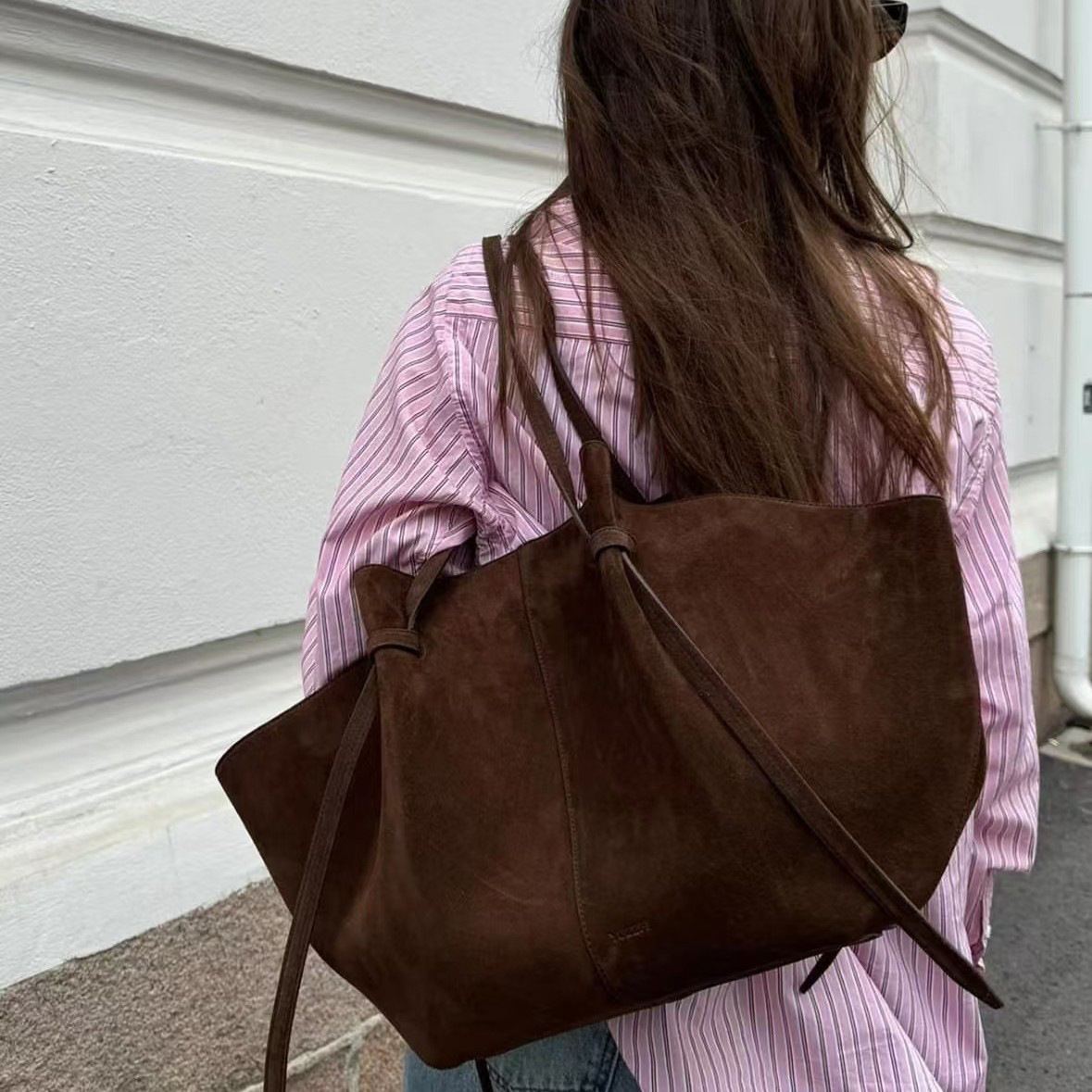 حقائب يد نسائية فاخرة من الجلد - مراجعة Luxury Bags Name For Women وسعره