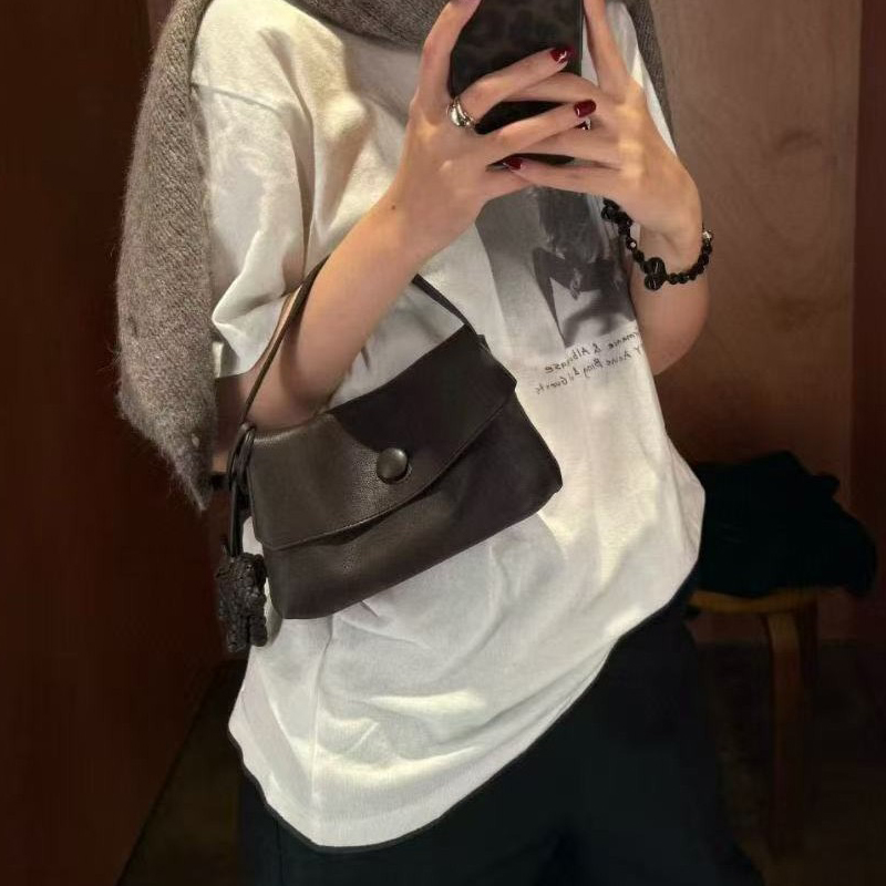 حقائب يد صغيرة من الجلد الطبيع - مراجعة Luxury Bags For Women وسعره