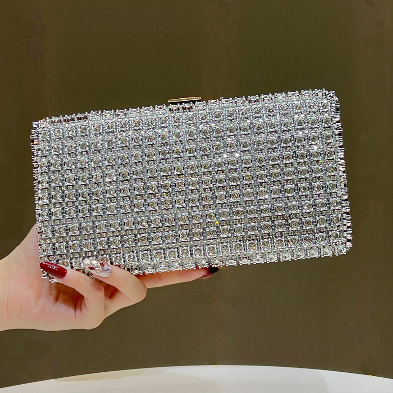 حقيبة سهرة نسائية فاخرة مرصعة  - مراجعة Luxury Bags Reseller وسعره