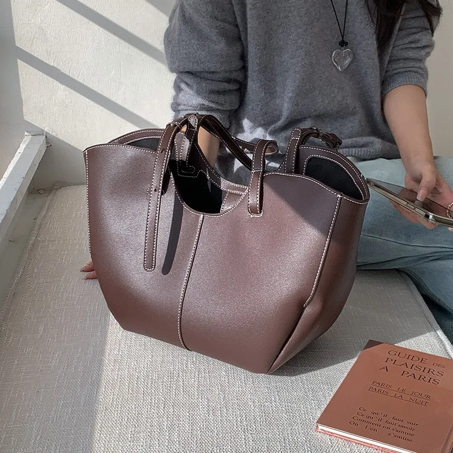 حقيبة يد نسائية عتيقة الطراز ذ - مراجعة Luxury Bags Reseller وسعره