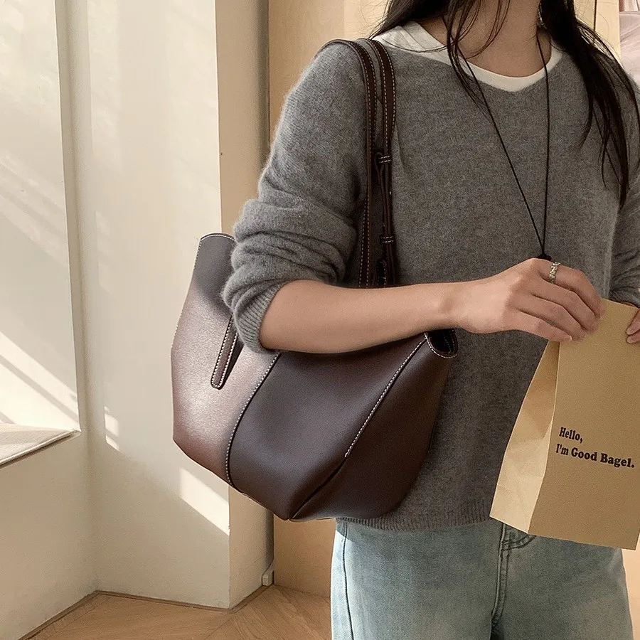 حقيبة يد نسائية عتيقة الطراز ذ - مراجعة Luxury Bags Reseller وسعره