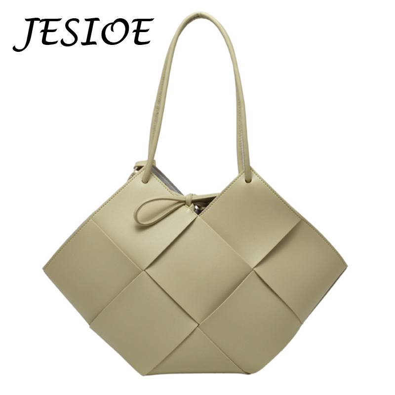 الفاخرة حقيبة كبيرة مفتوحة من  - مراجعة Luxury Bags Reseller وسعره