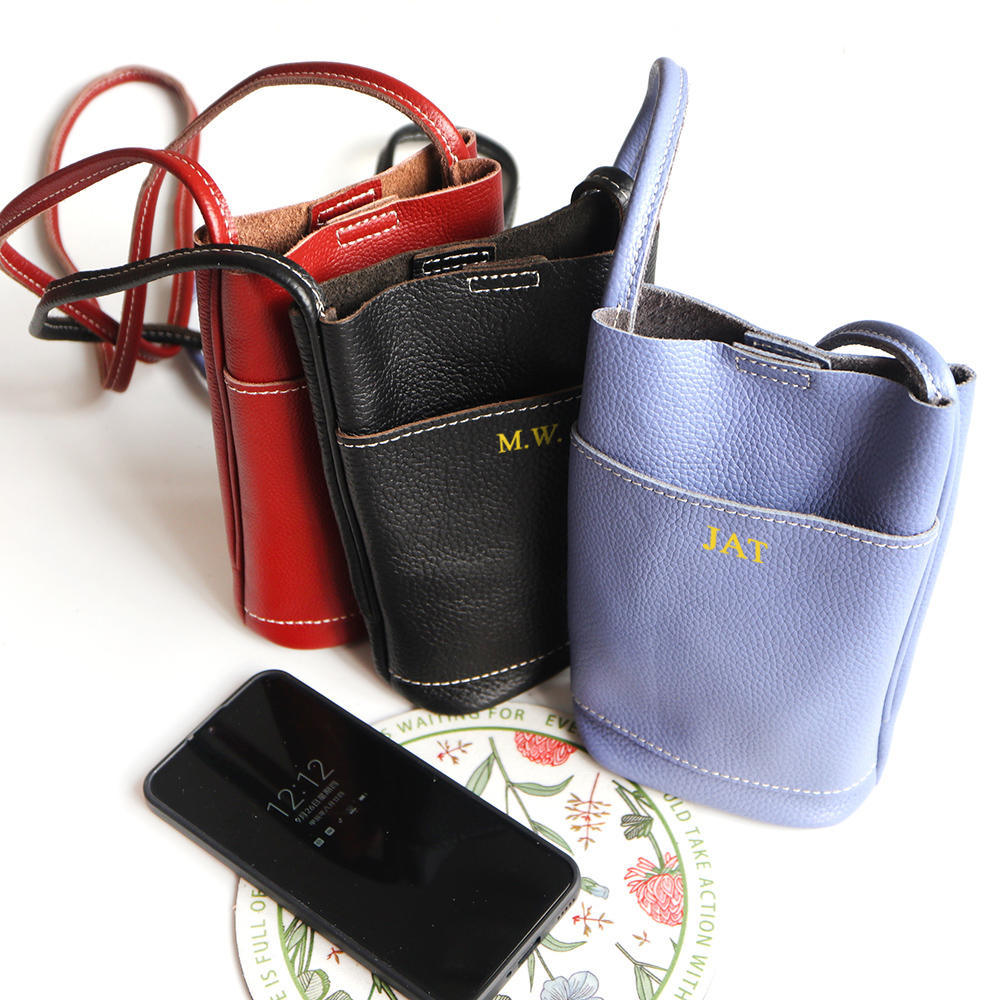 تخصيص الحروف جلد البقر المرأة  - مراجعة Luxury Bags Name For Women وسعره
