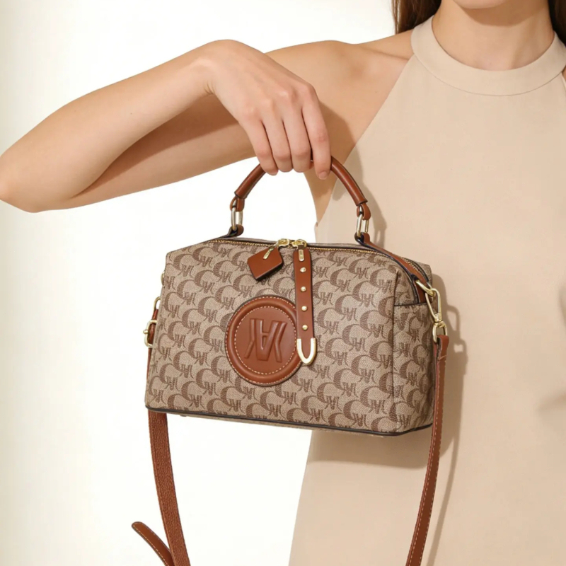 حقيبة بوسطن، حقيبة وسادة، حقيب - مراجعة Luxury Bags For Women وسعره